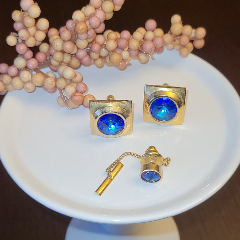 Vintage cufflinks & tie pin